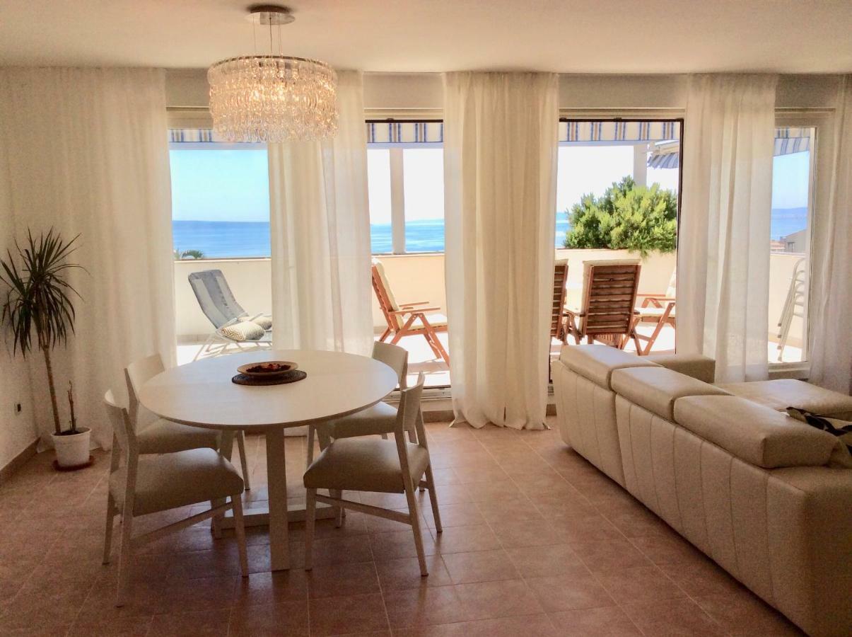 Beach Apartment Lux View Split Bagian luar foto